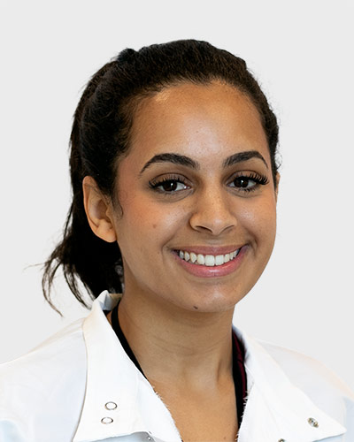 General Dentist Veronica Nakhla