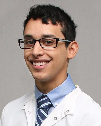 dentist-richard-ariza.jpg