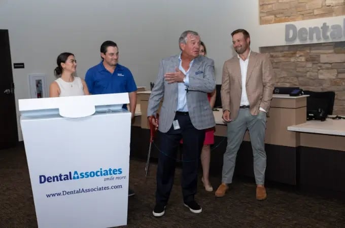 dental-associates-ribbon-cutting-ceremony