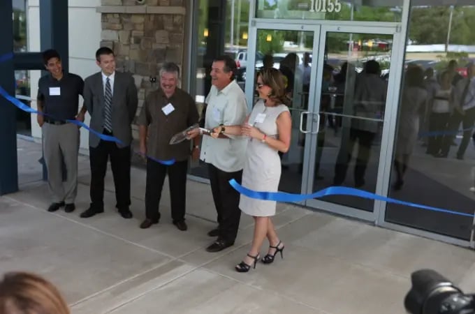 grand-opening-ribbon-cutting-ceremony (1)